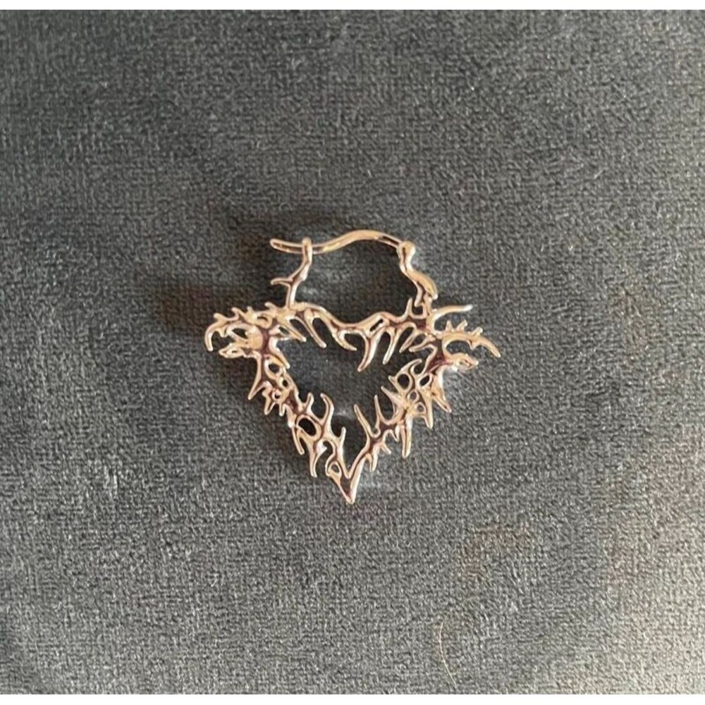 Dalmata Brand New Silver Spike Heart Hoop